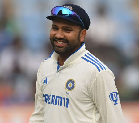 Rohit Sharma’s Captaincy Earns Praise from Nick Knight Amidst India’s Day 3 Turnaround
