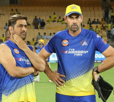 “MS is the best judge”: Coach Stephen Fleming on MS Dhoni’s Captaincy Exit and CSK’s Future