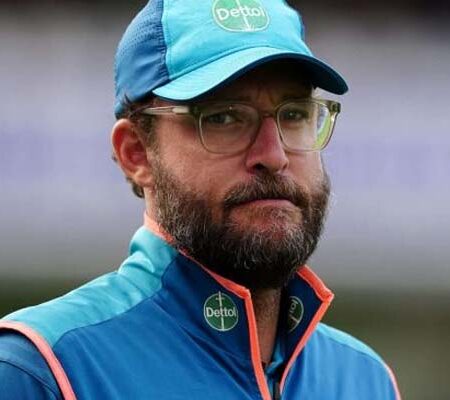 Daniel Vettori to Leave Australian Coaching Role During Border-Gavaskar Trophy for SRH IPL Auction Duties