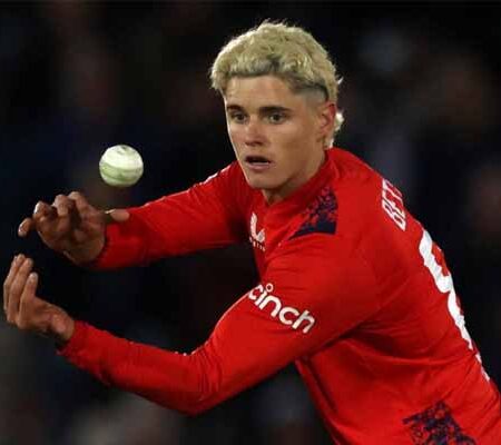 RCB Sign Tim Seifert as Replacement for Jacob Bethell Ahead of IPL 2025 Playoffs
