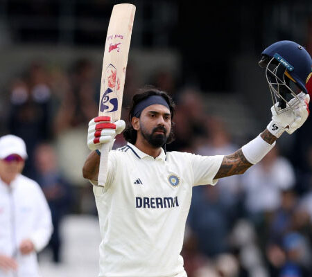 “Reminds Us of Rahul Dravid”: Harbhajan Singh Hails KL Rahul’s Composed Knock